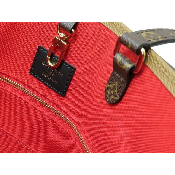 Louis Vuitton Onthego GM Monogram Giant Reverse Handbag - Picture 5 of 10